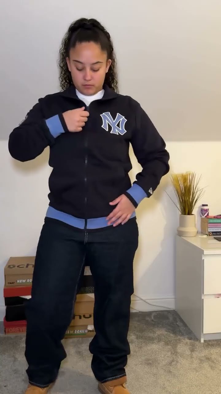 代足球中愈