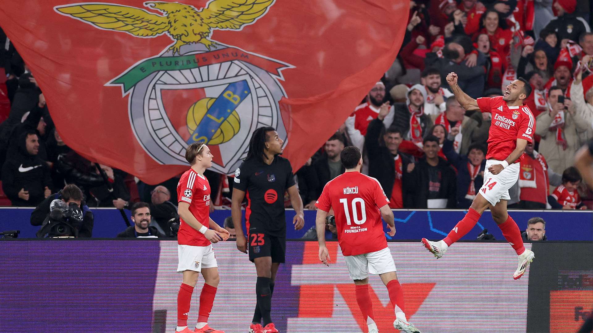 借助C罗的 借助C罗的